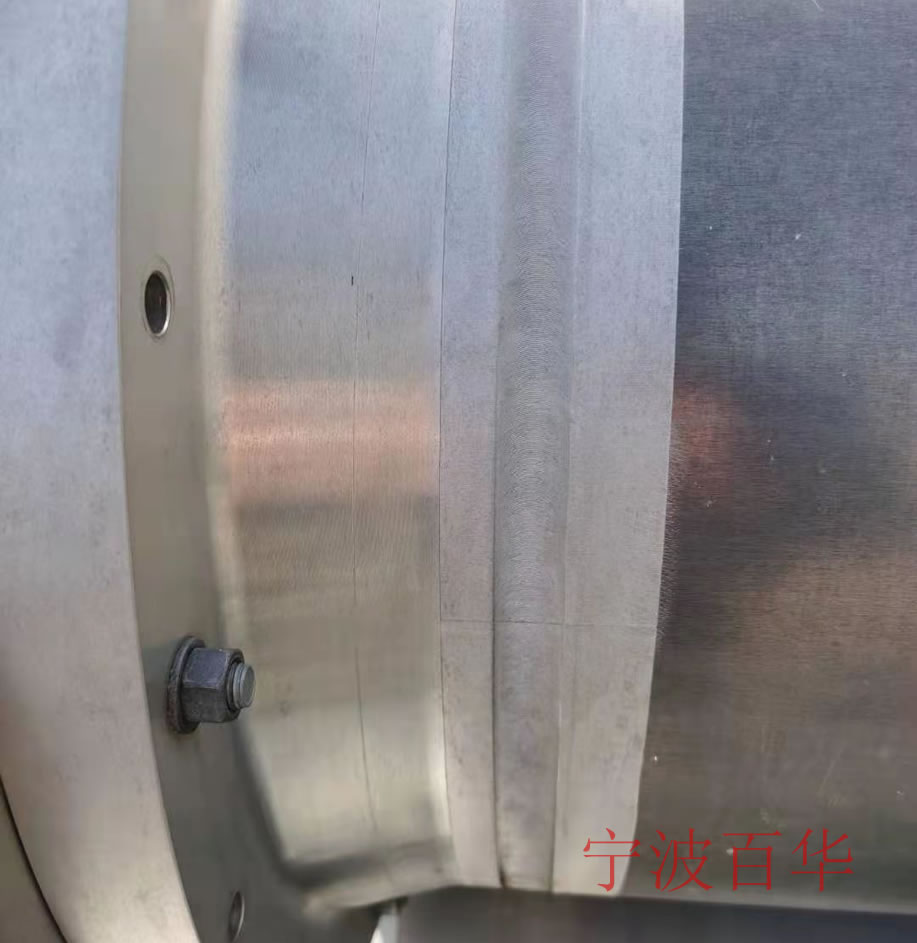 管道自动焊机设备：大管径铝管法兰自动焊接