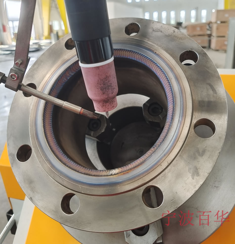 法兰管氩弧焊管道自动焊机焊接调试成型图