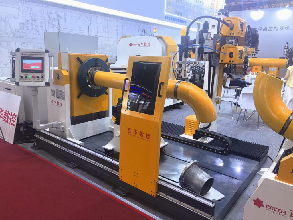 PPEW系列卡盘通孔式管道自动焊机